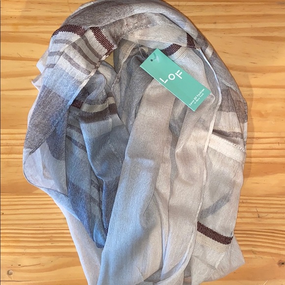 Infinity Scarf NWT - Picture 2 of 6